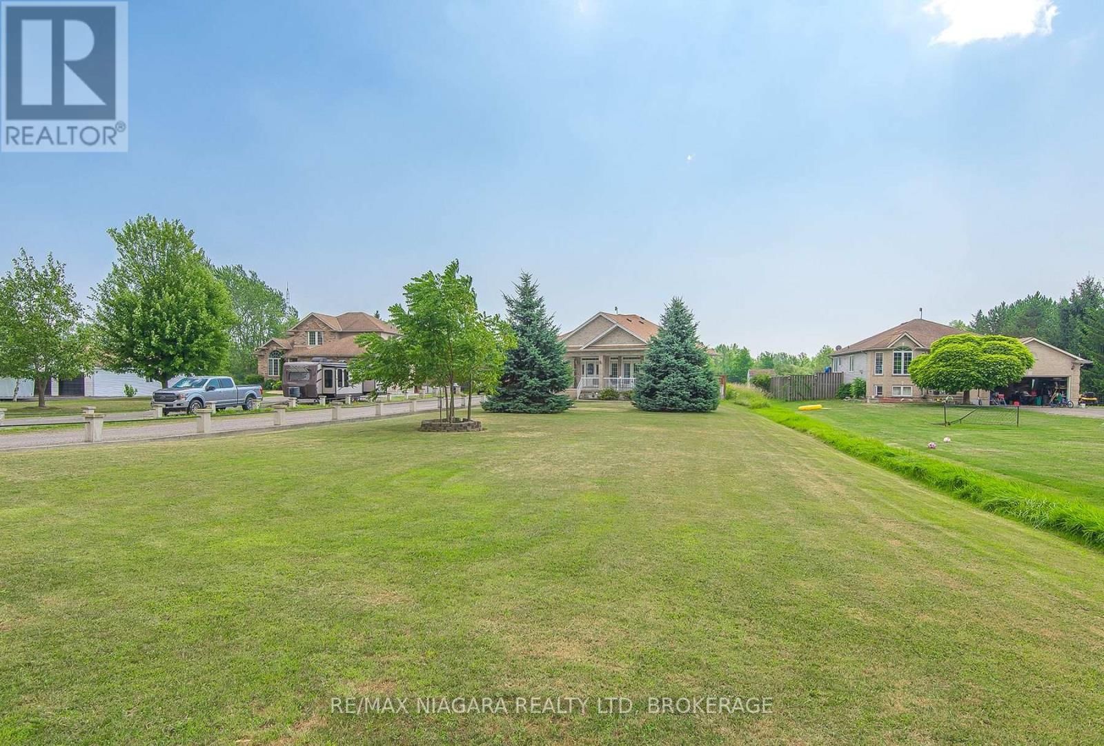 5199 SHERKSTON ROAD Image 5