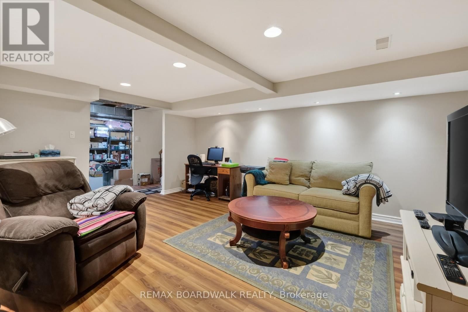 7925 JEANNE D'ARC BOULEVARD NORTH Image 27