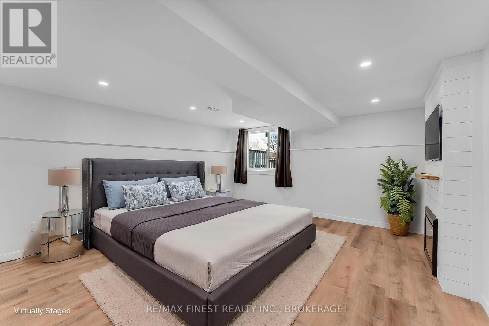 34 SCHOONER DRIVE Image 31