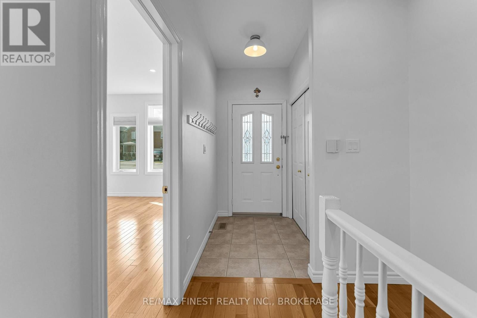 34 SCHOONER DRIVE Image 4