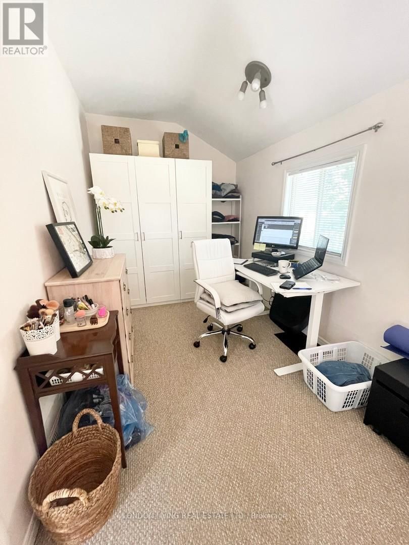 6 VICTOR STREET Image 19