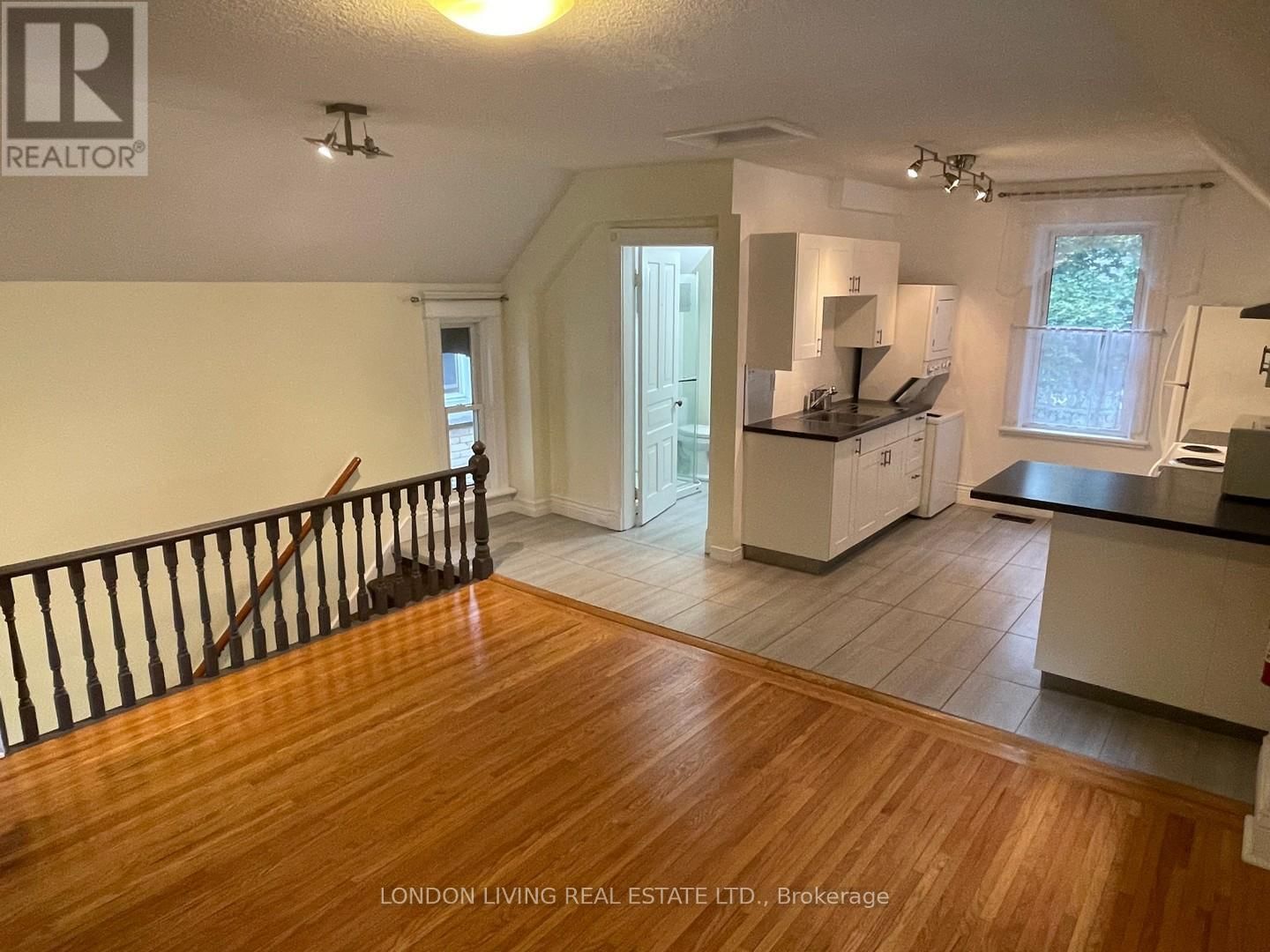 6 VICTOR STREET Image 31