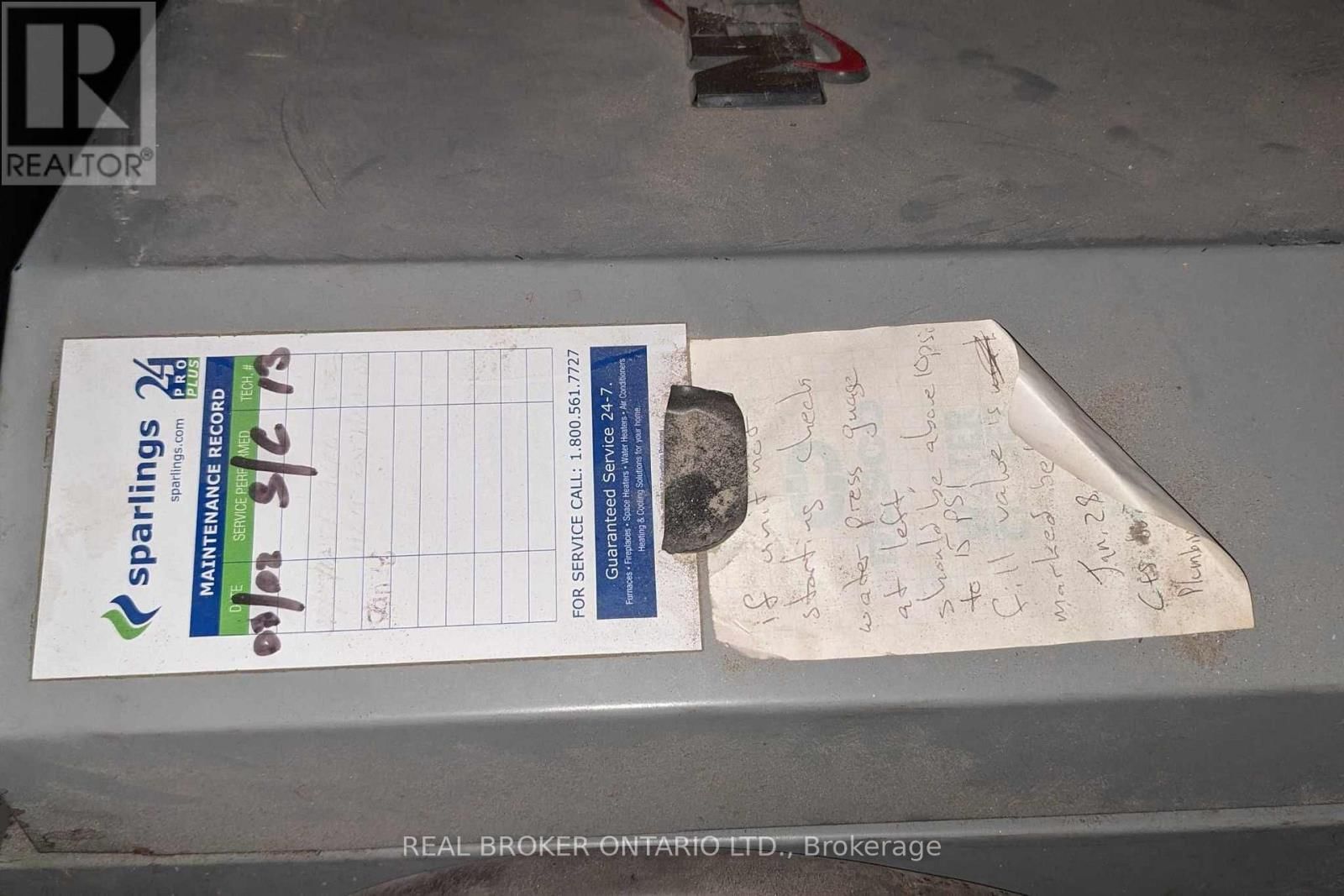 2048 ALBERT STREET SOUTH Image 13