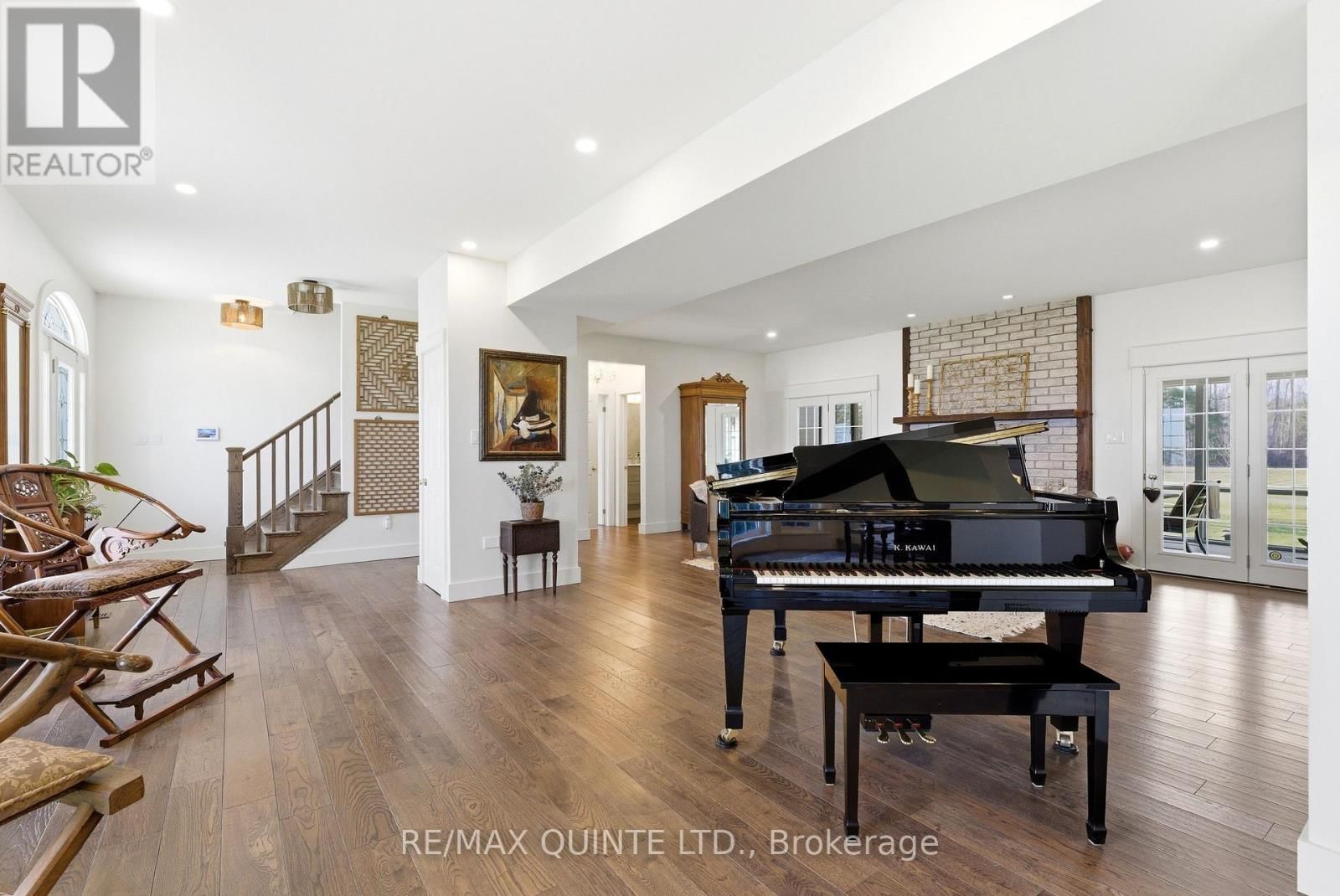 4698 COUNTY ROAD 8 Image 25