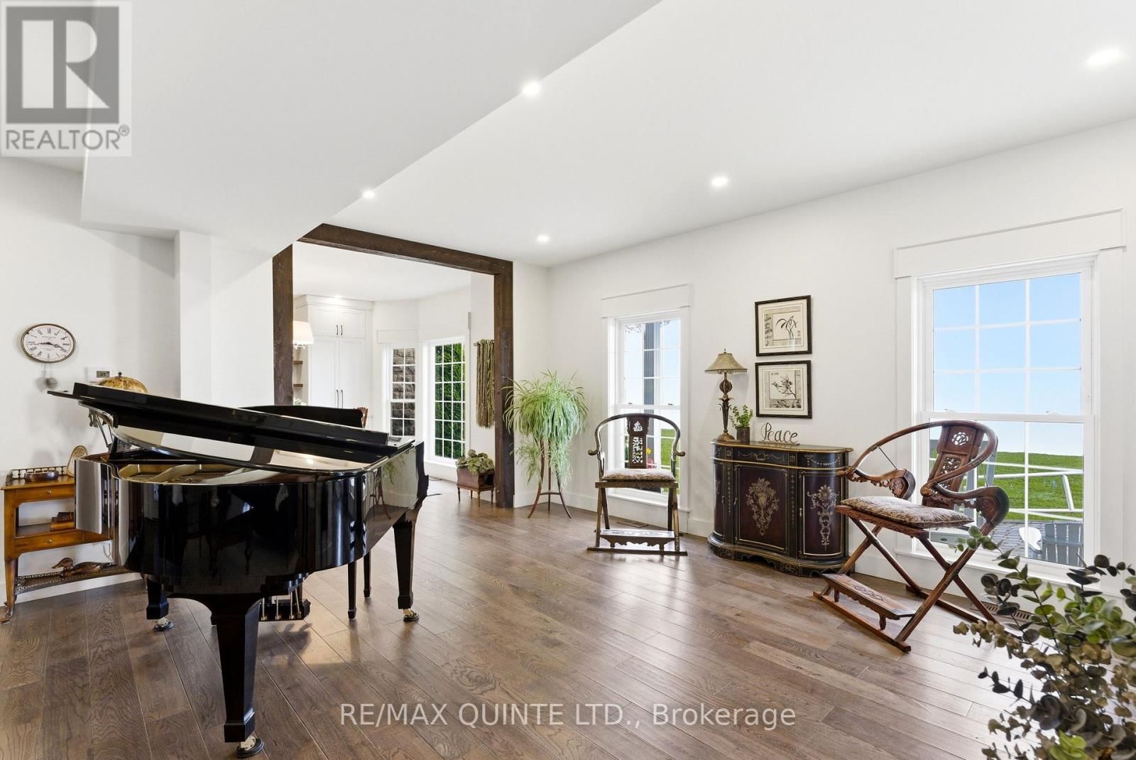 4698 COUNTY ROAD 8 Image 27