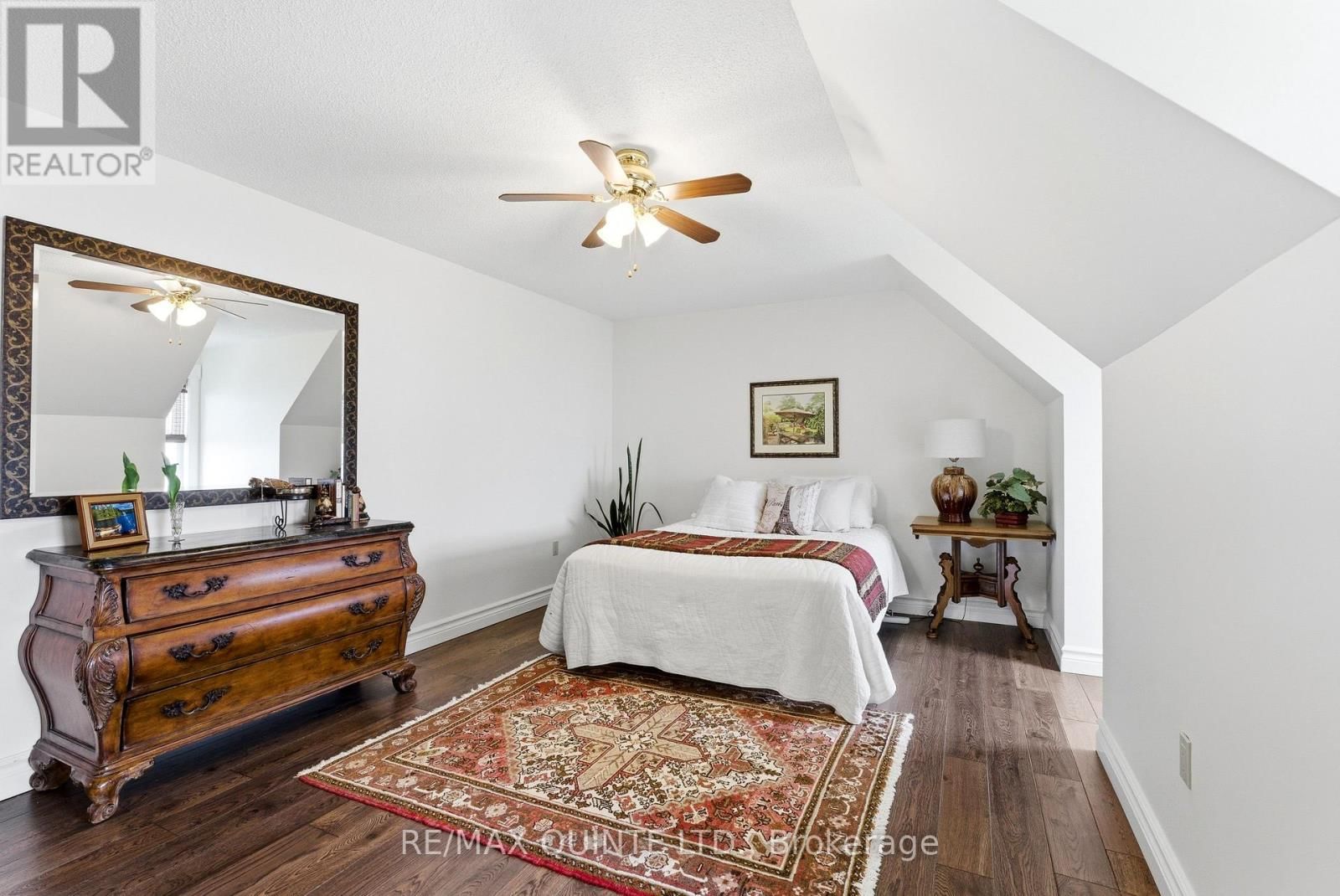 4698 COUNTY ROAD 8 Image 42