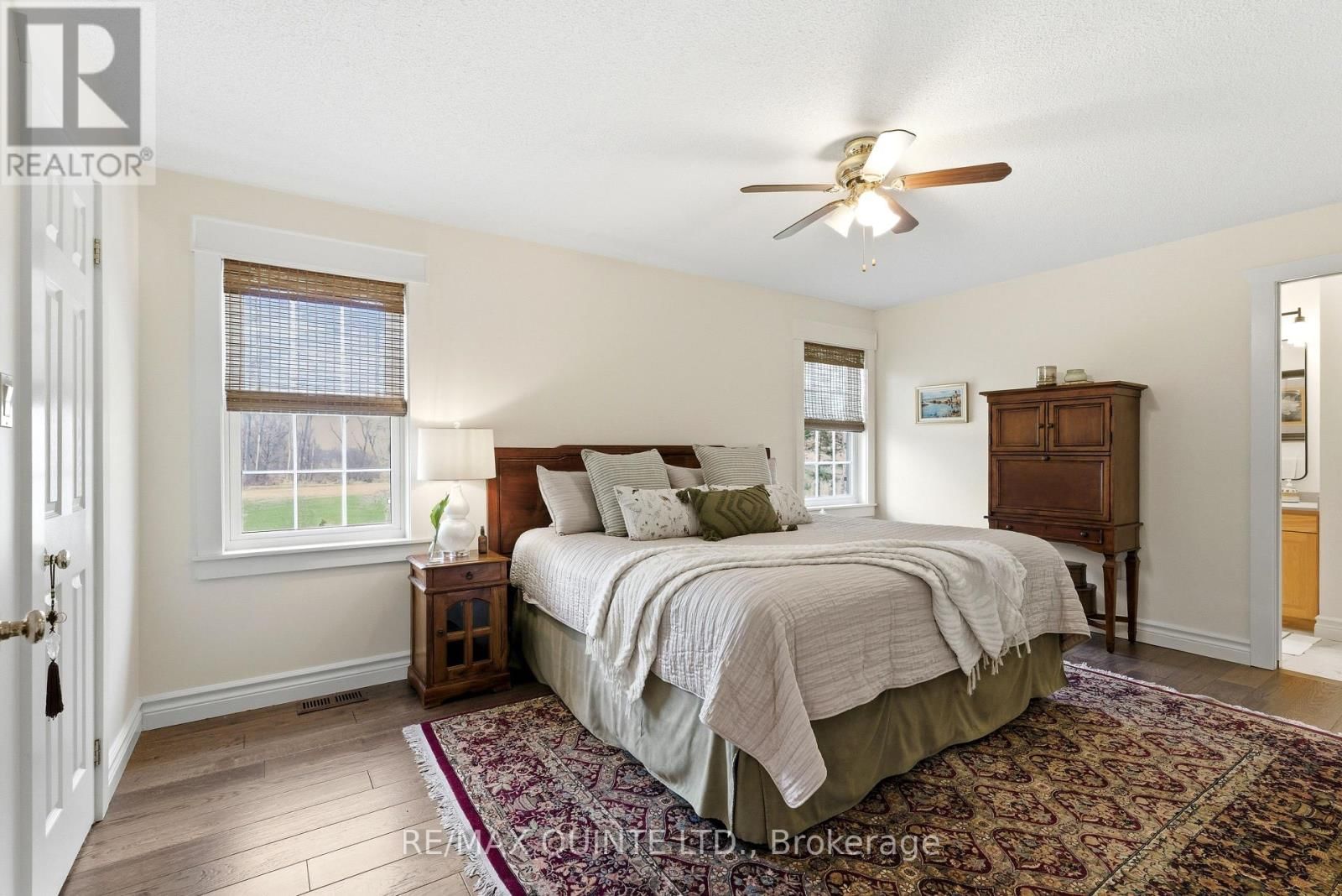 4698 COUNTY ROAD 8 Image 43