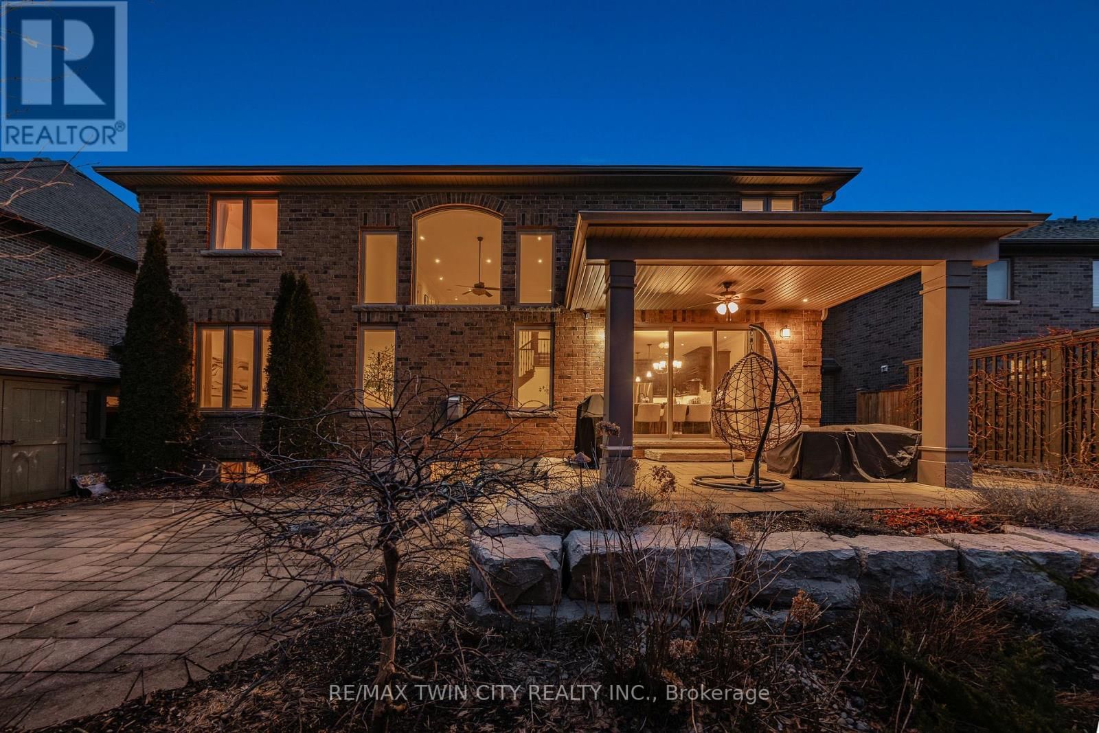 325 DEERFOOT TRAIL Image 43