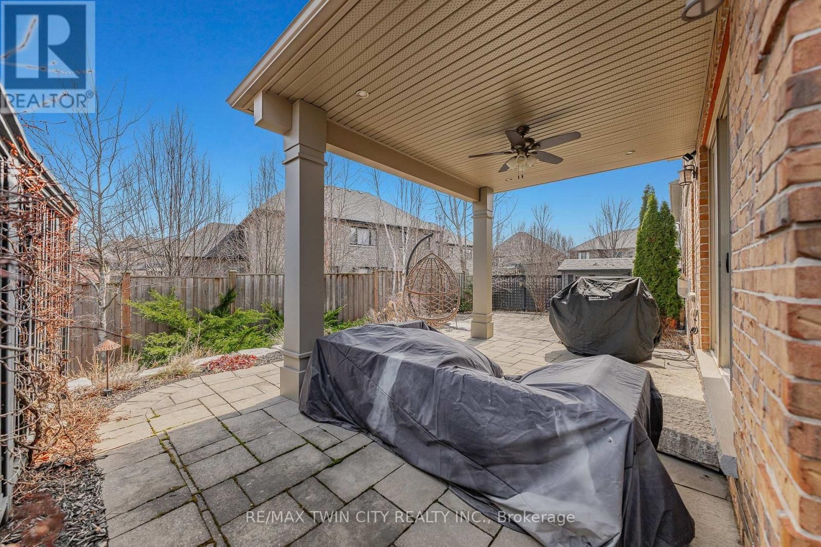 325 DEERFOOT TRAIL Image 46