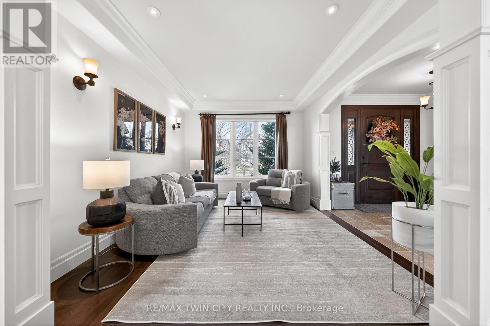 325 DEERFOOT TRAIL Image 7