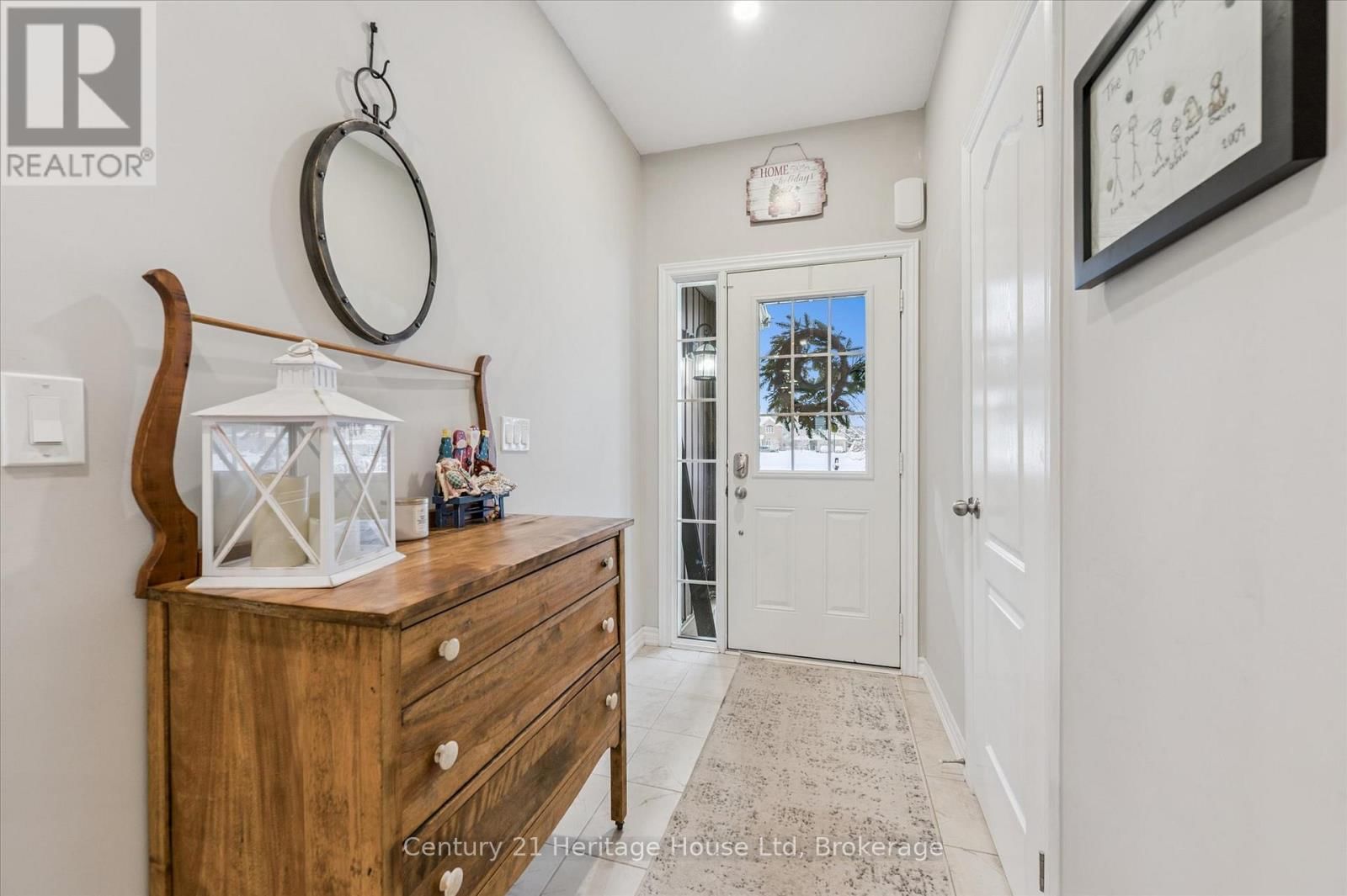 73 COURTNEY STREET Image 3