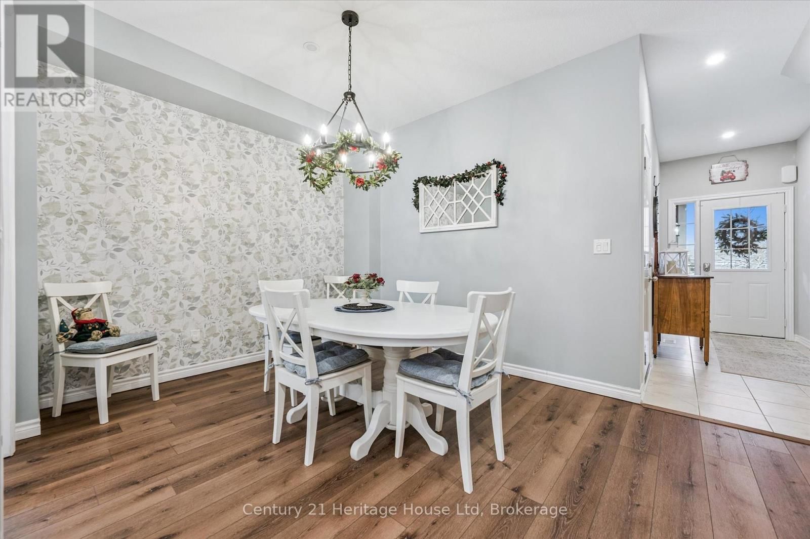 73 COURTNEY STREET Image 4