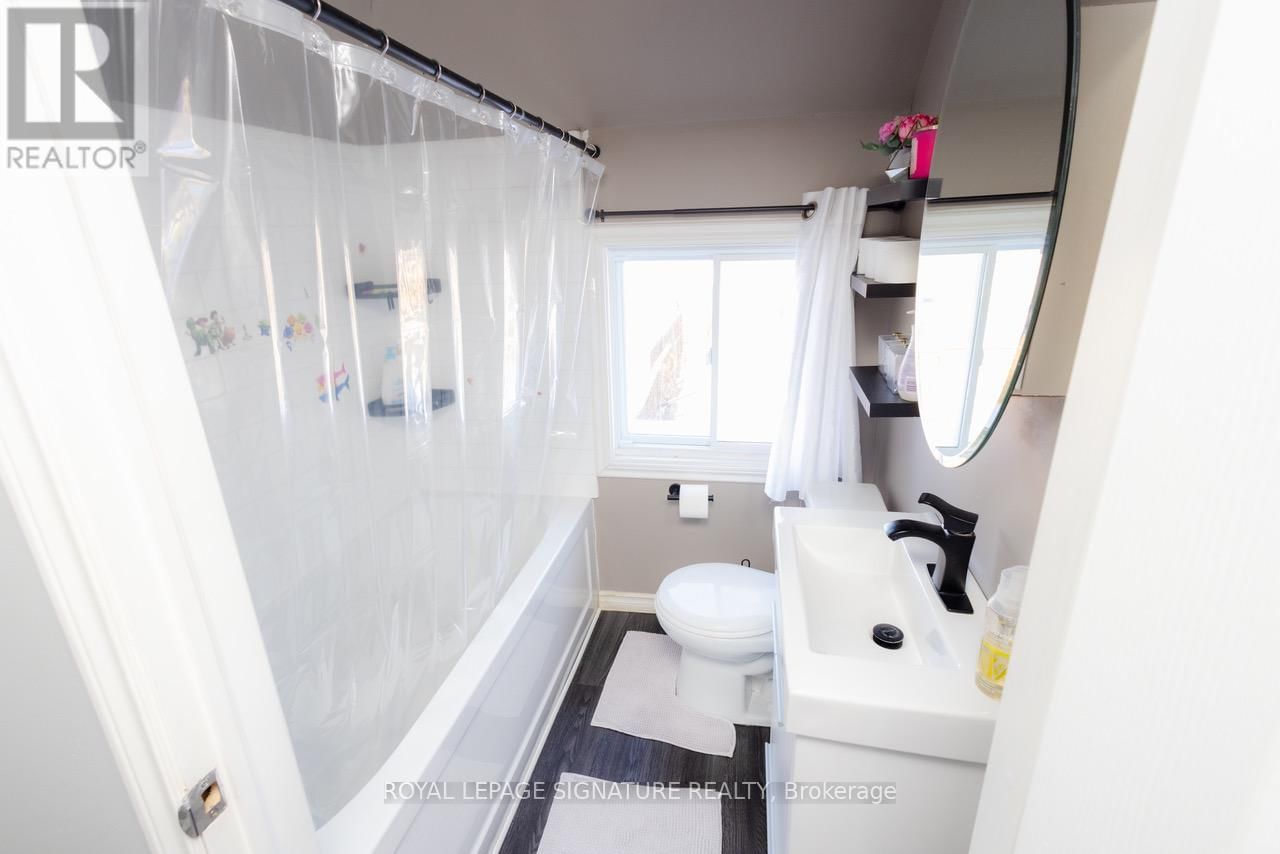 317 BRITANNIA AVENUE Image 19