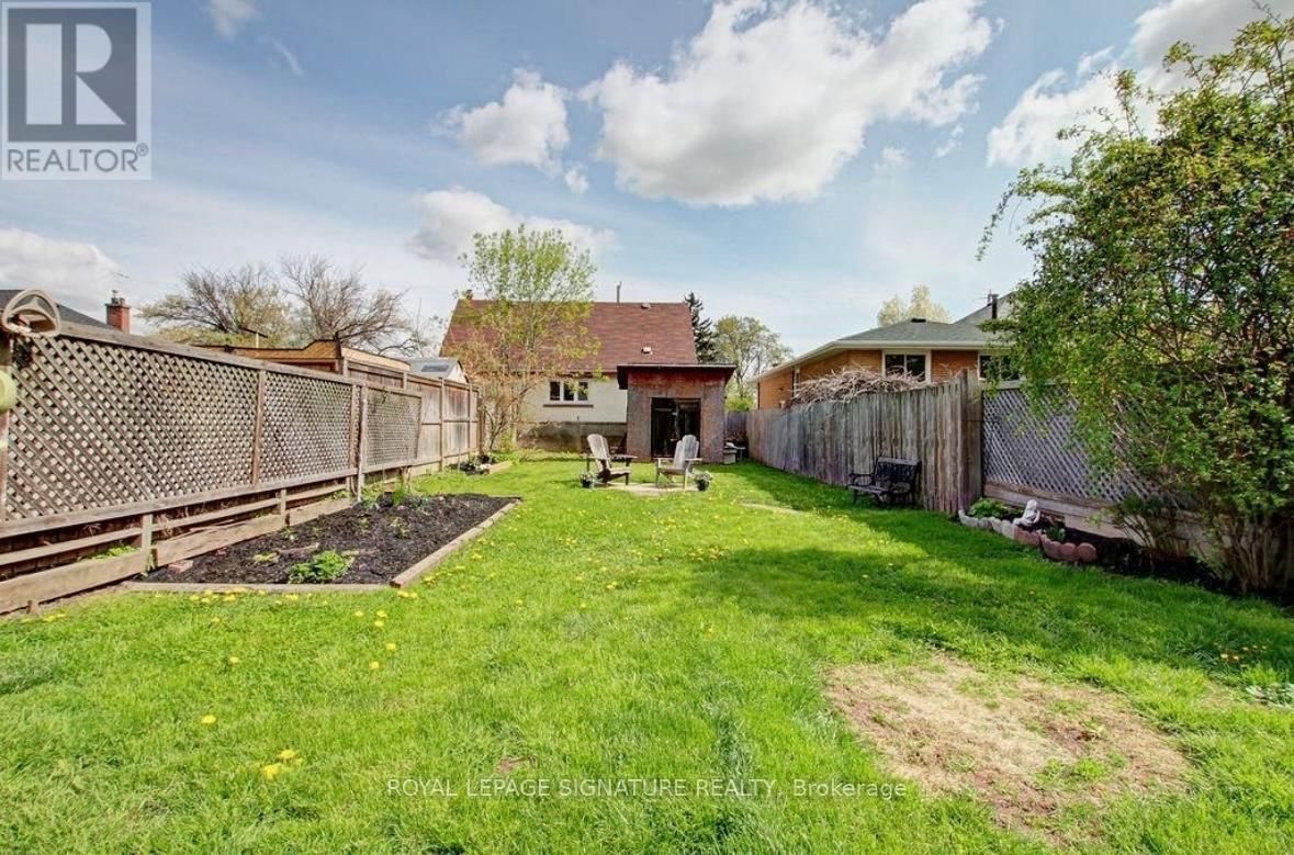 317 BRITANNIA AVENUE Image 25