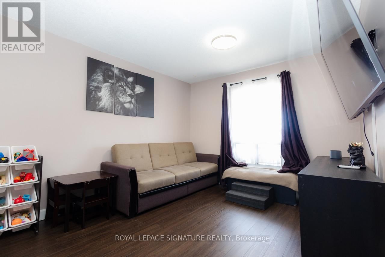 317 BRITANNIA AVENUE Image 7