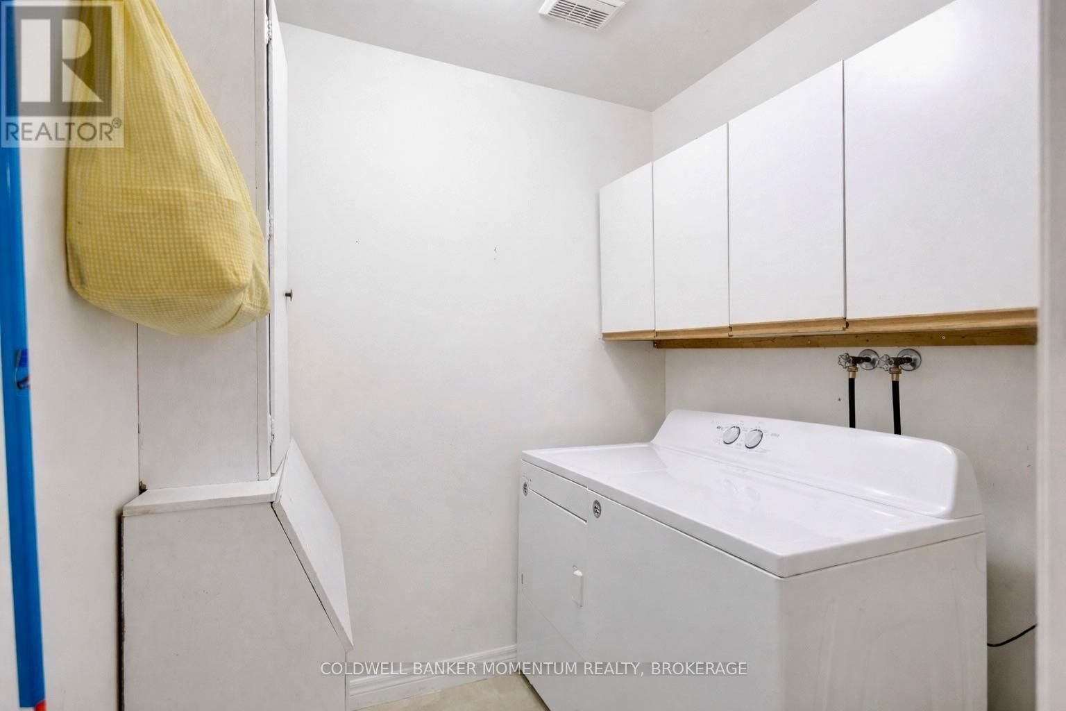 29 BALSAM TRAIL Image 25