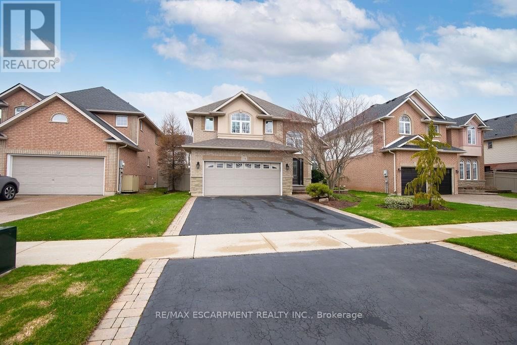 154 THOROUGHBRED BOULEVARD Image 2