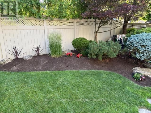 154 THOROUGHBRED BOULEVARD Image 49