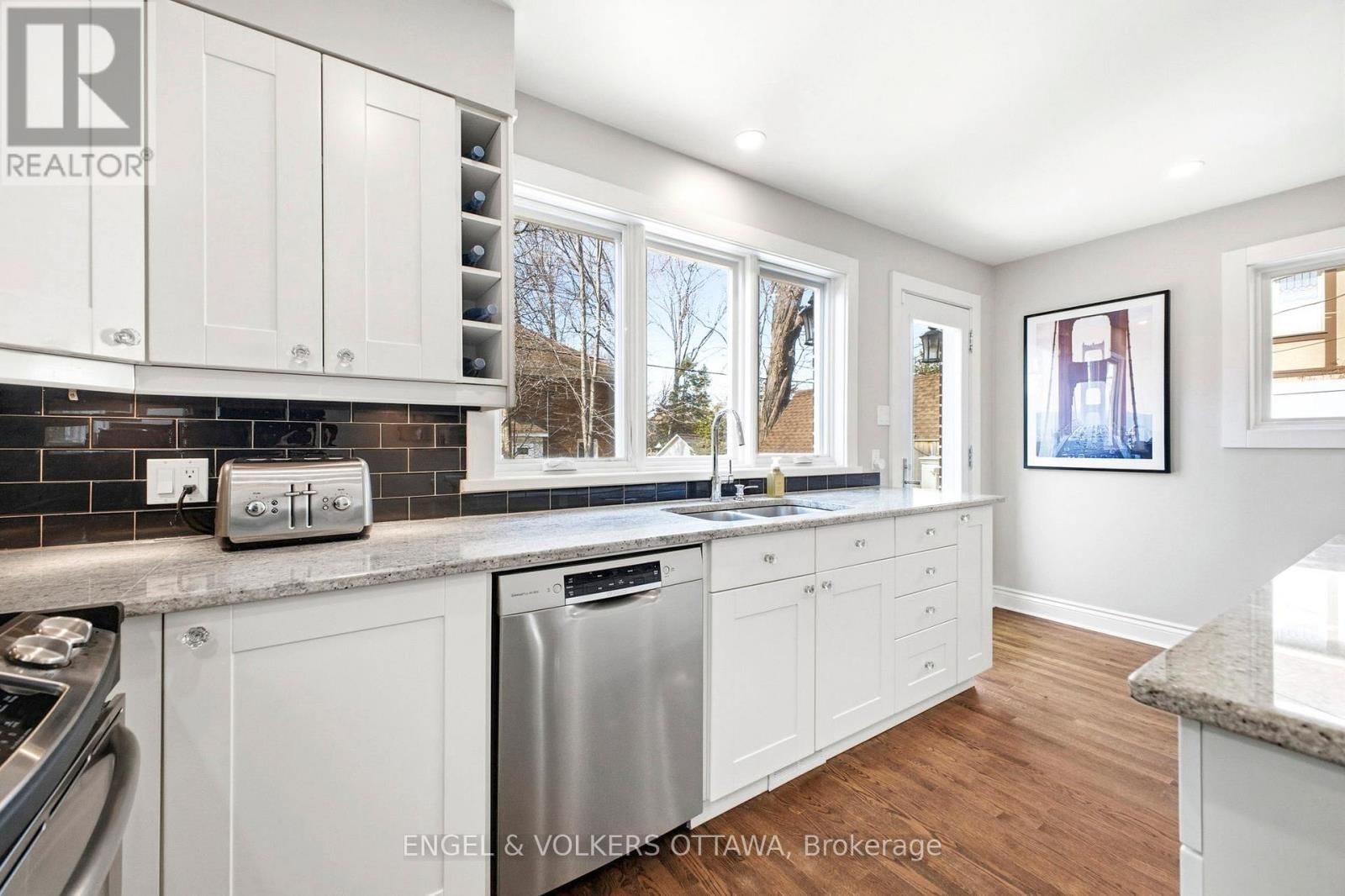 137 KENILWORTH STREET Image 11