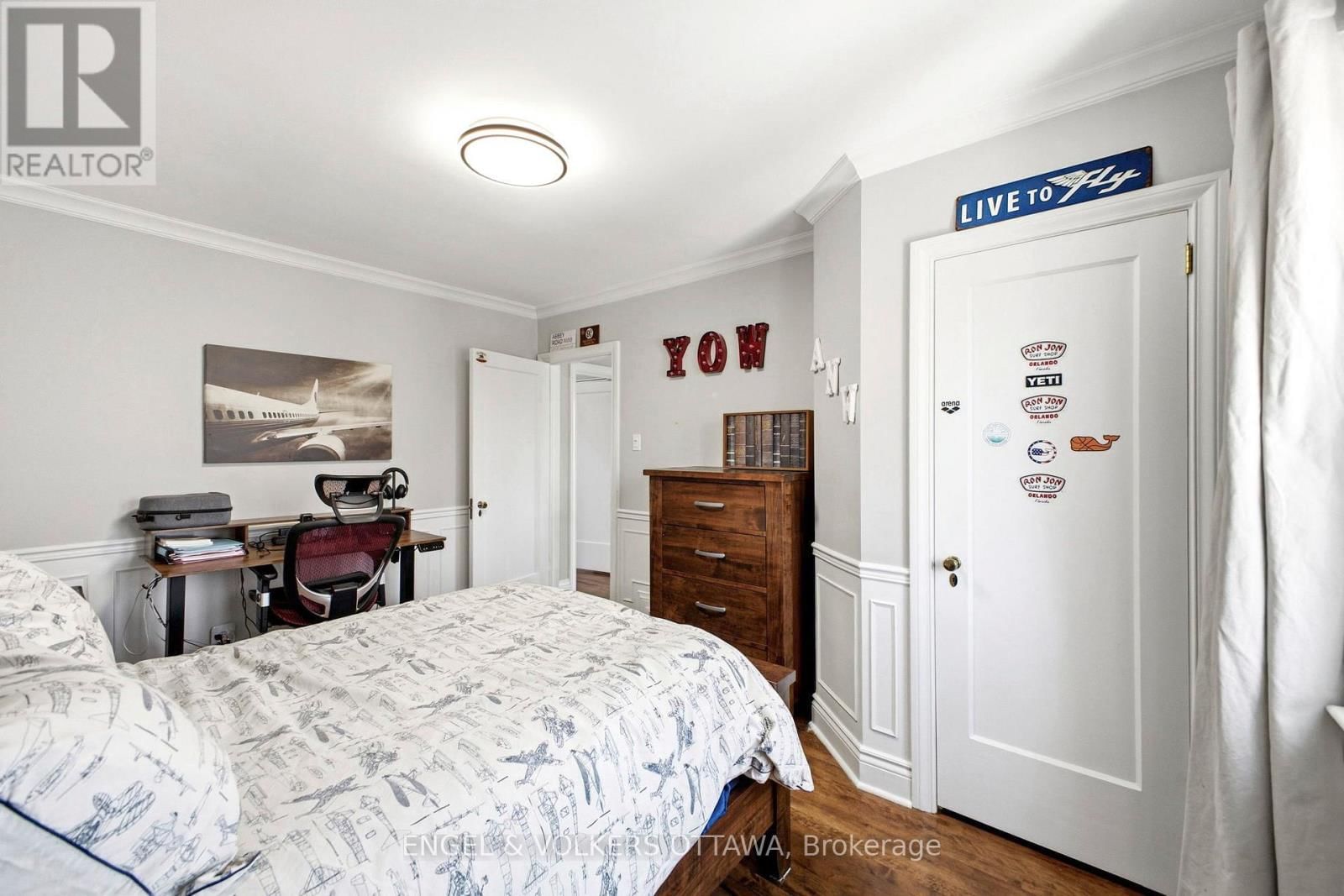 137 KENILWORTH STREET Image 19