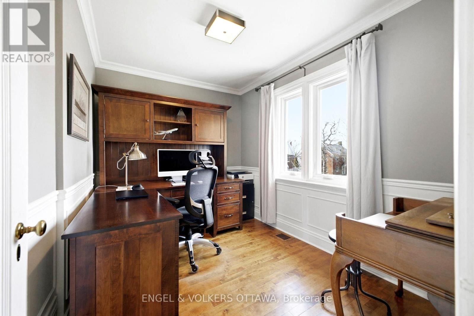 137 KENILWORTH STREET Image 20