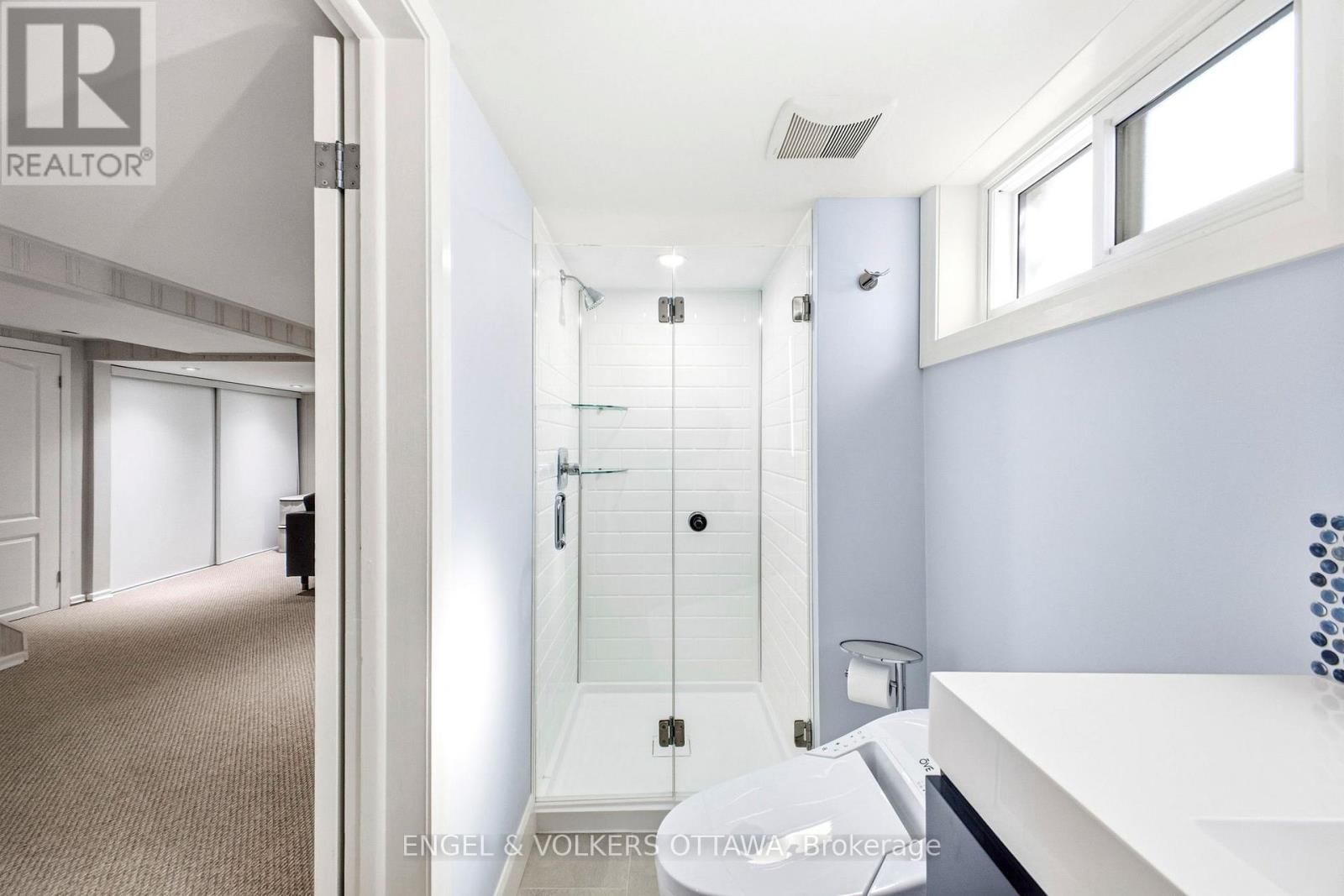 137 KENILWORTH STREET Image 28