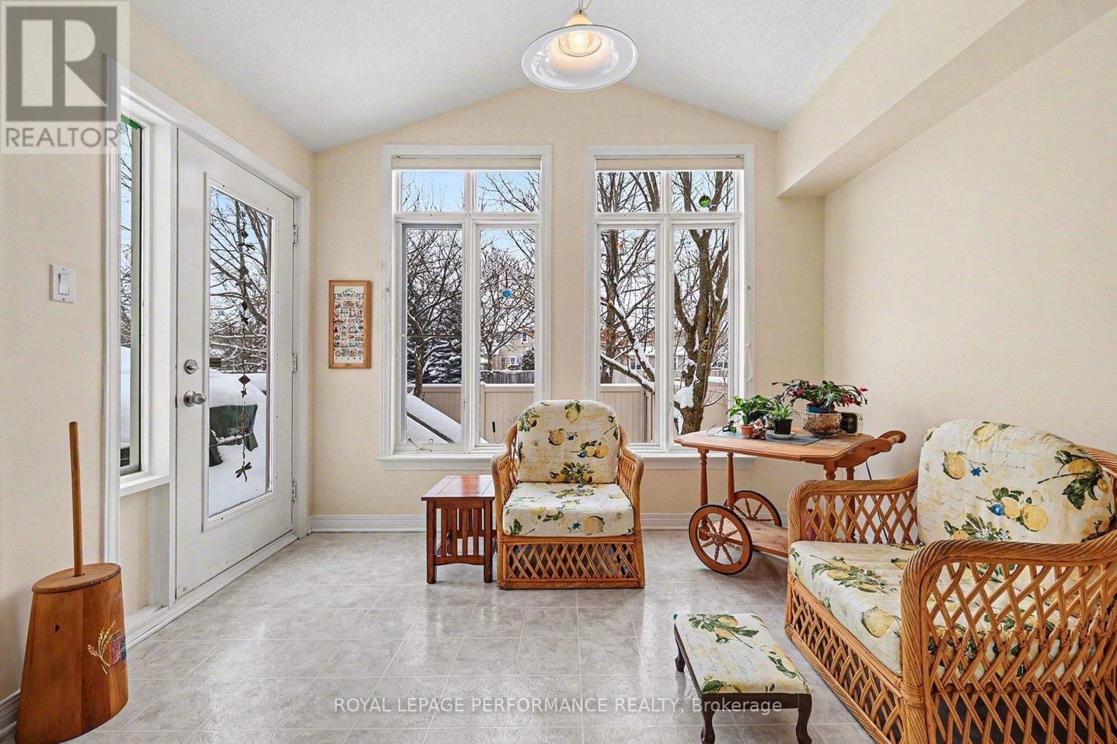 214 WINDHURST DRIVE Image 15