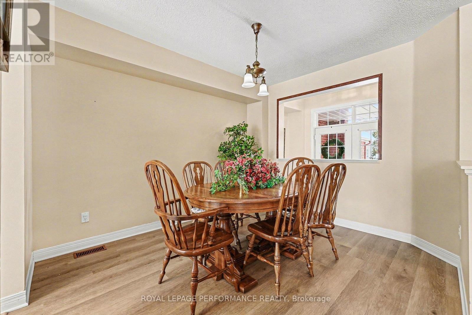 214 WINDHURST DRIVE Image 9