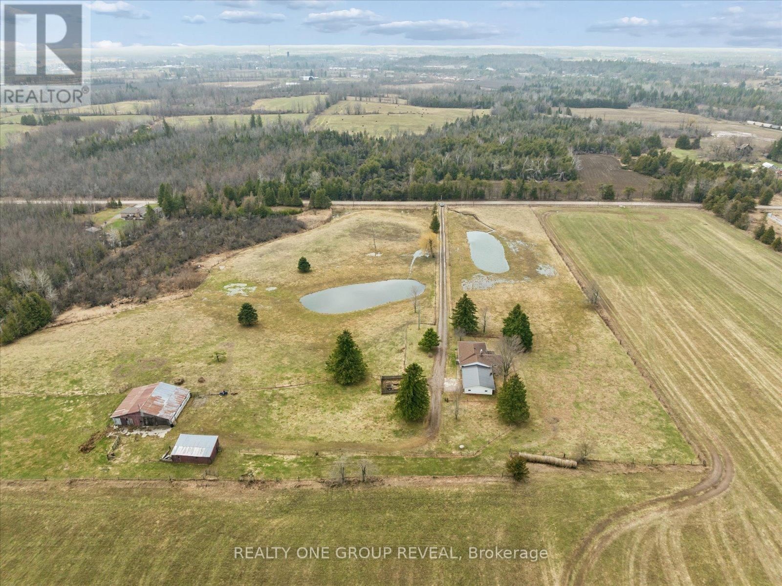 2469 ASPHODEL 11TH LINE Image 1