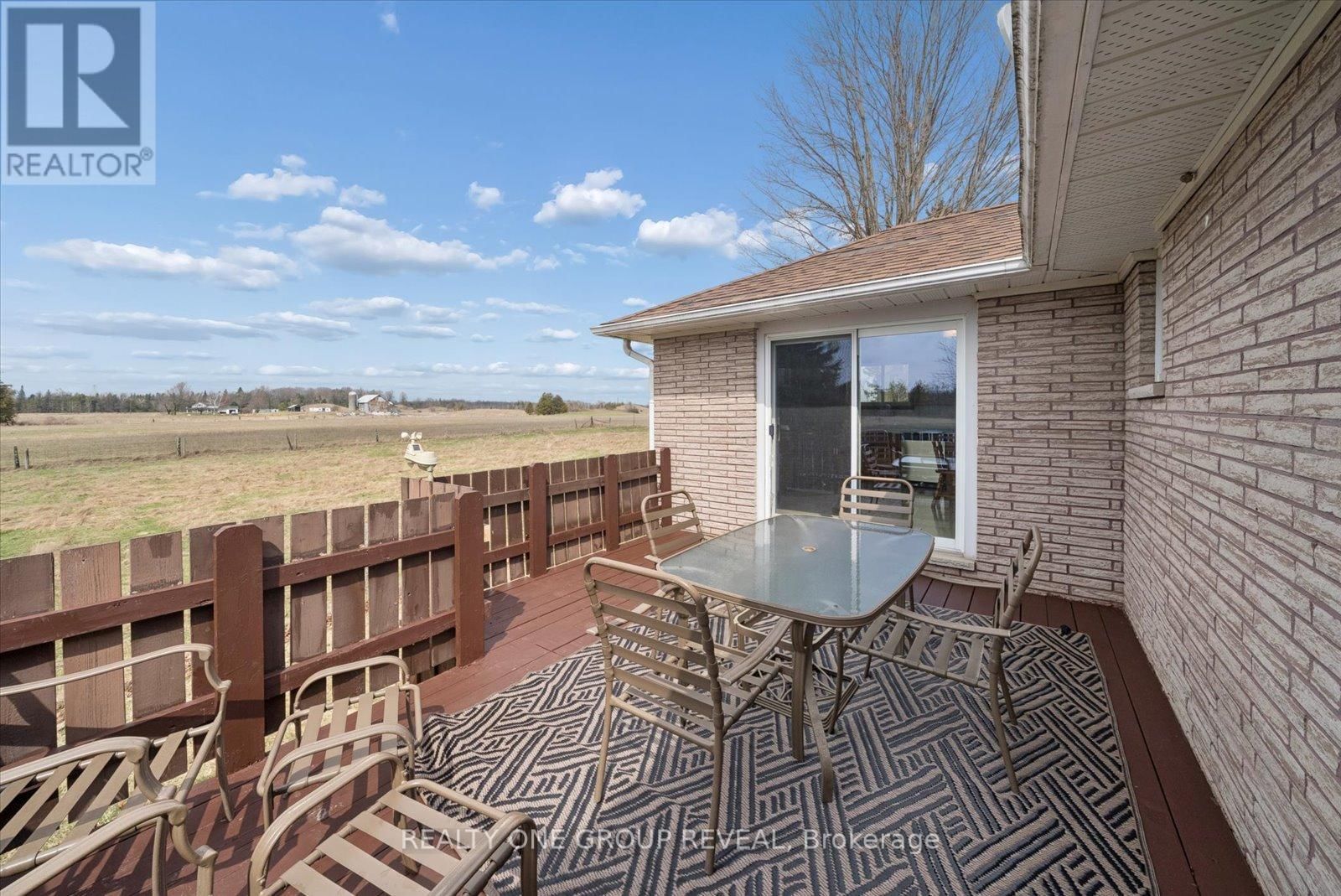 2469 ASPHODEL 11TH LINE Image 34