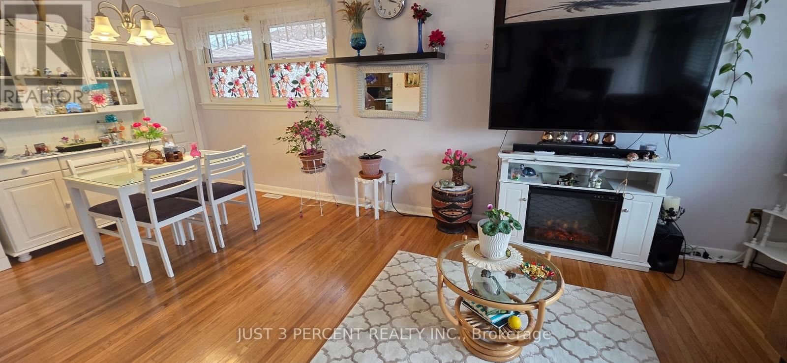 744 CRAWFORD PLACE Image 13