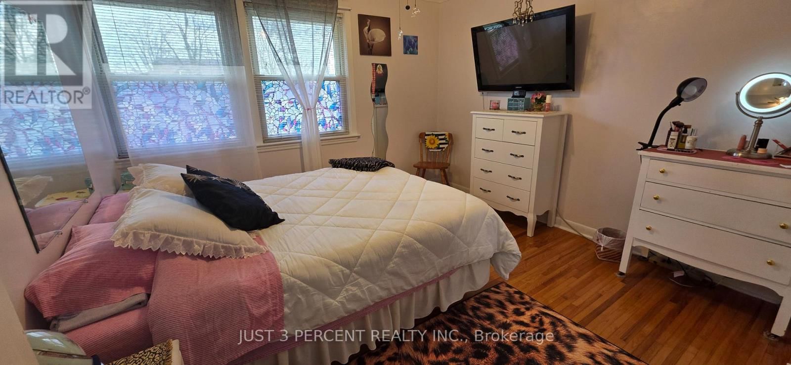 744 CRAWFORD PLACE Image 17