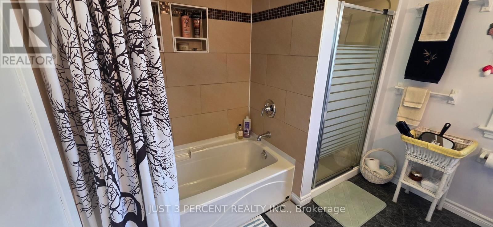 744 CRAWFORD PLACE Image 24