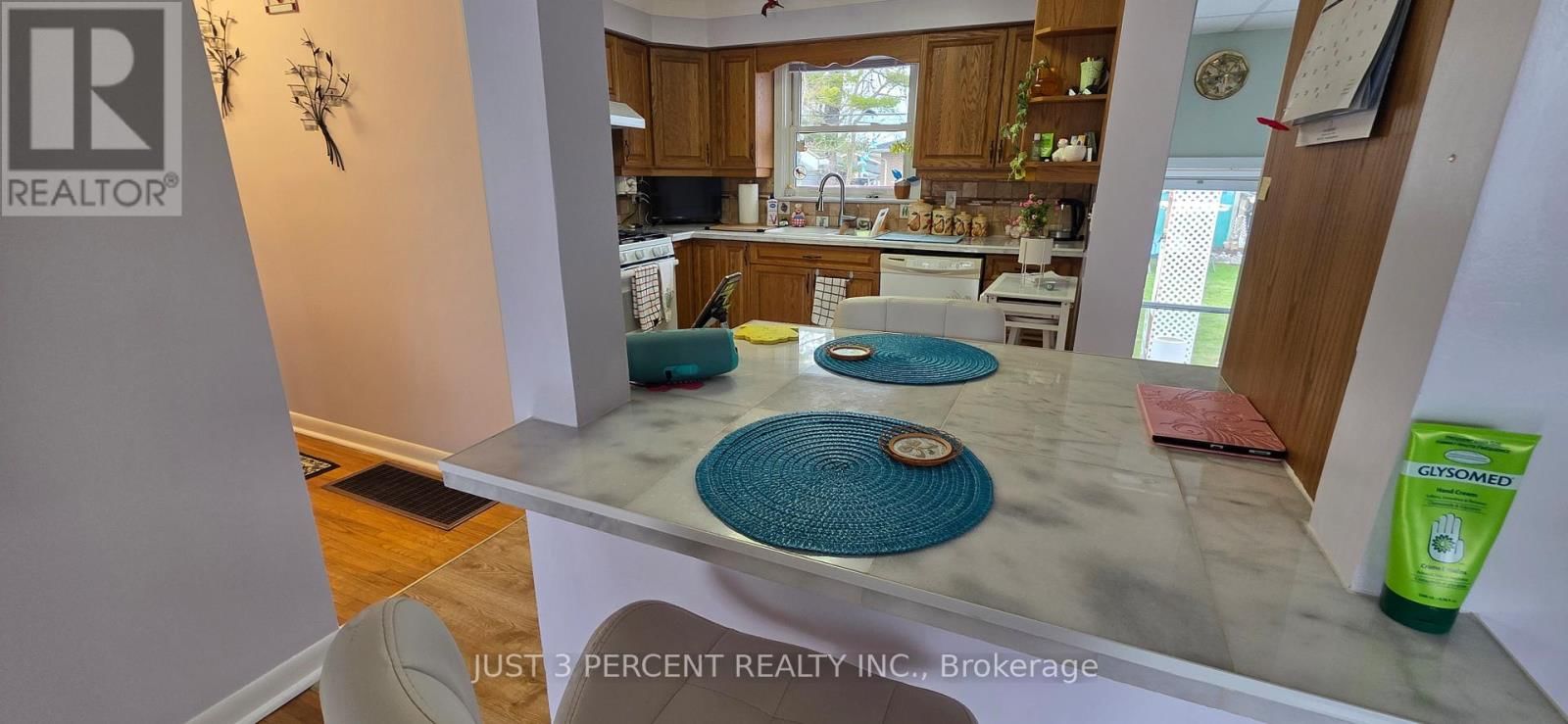 744 CRAWFORD PLACE Image 7