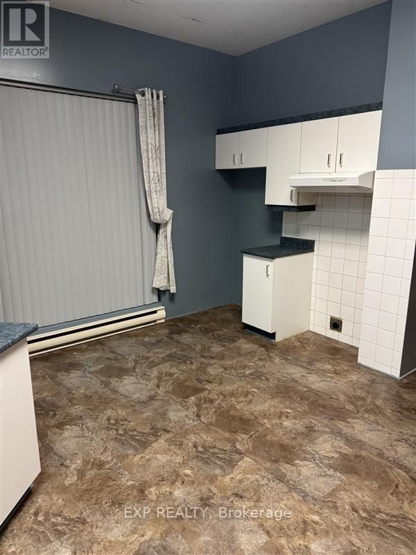 4518 STE CATHERINE STREET Image 25