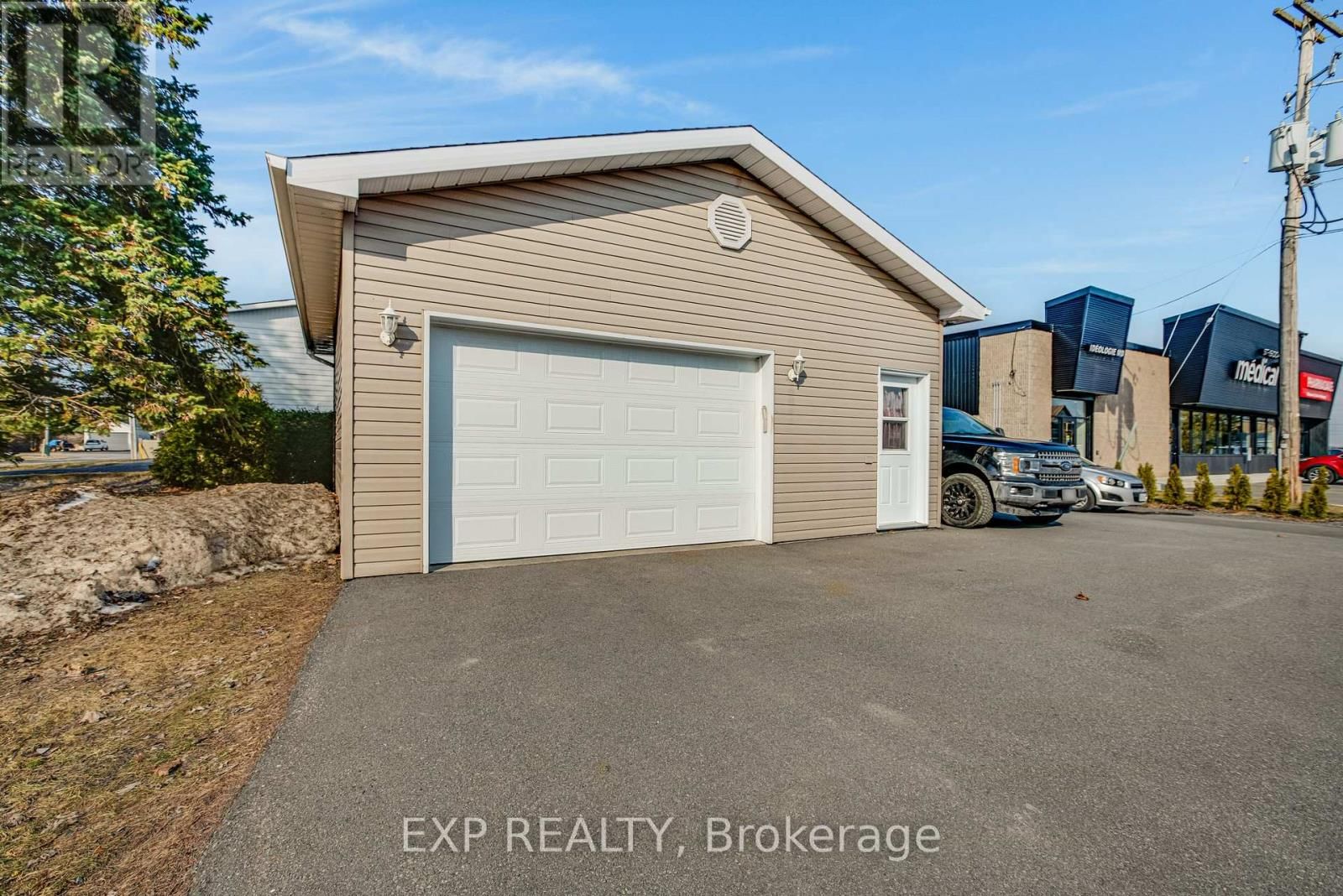 4518 STE CATHERINE STREET Image 28