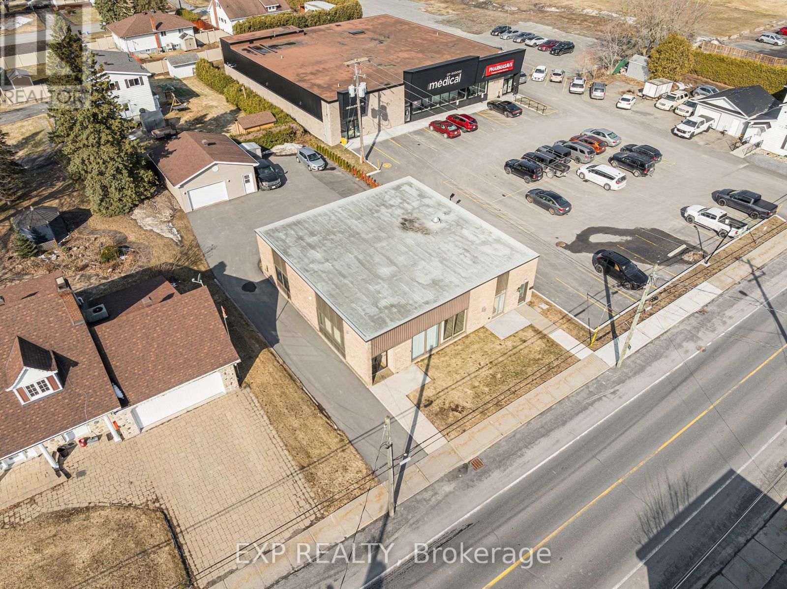 4518 STE CATHERINE STREET Image 36