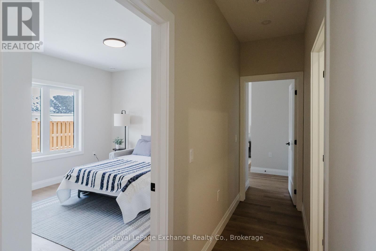 40 - 1071 WATERLOO STREET NORTH Image 12