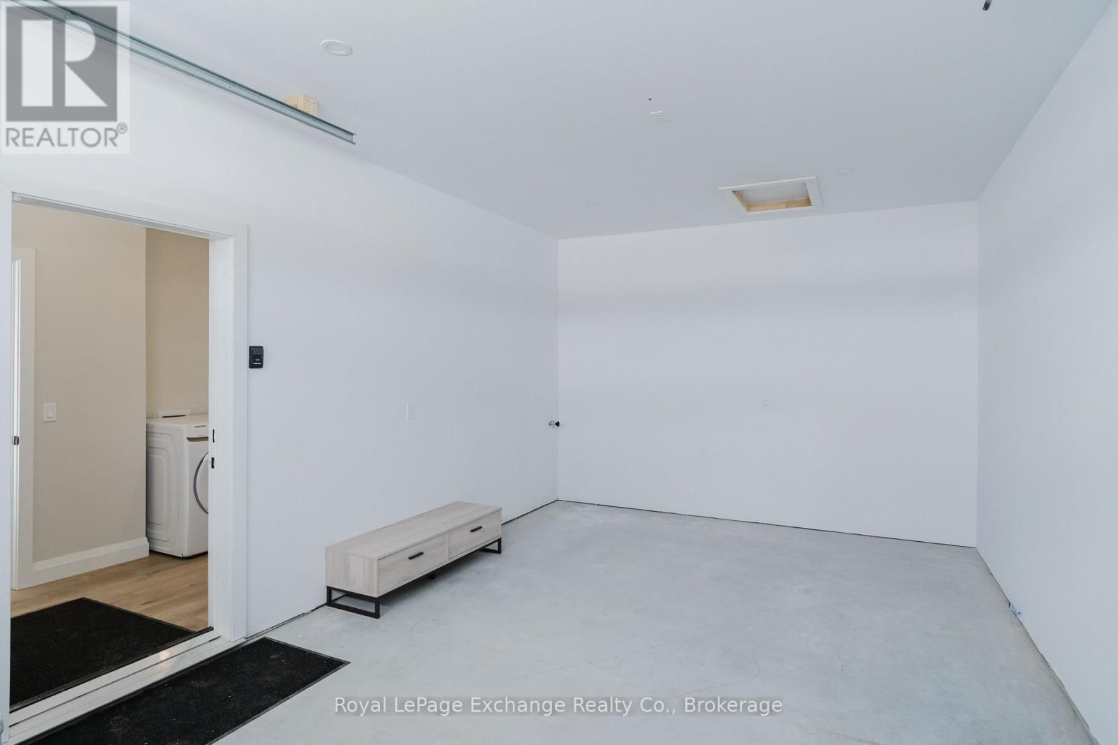 40 - 1071 WATERLOO STREET NORTH Image 28