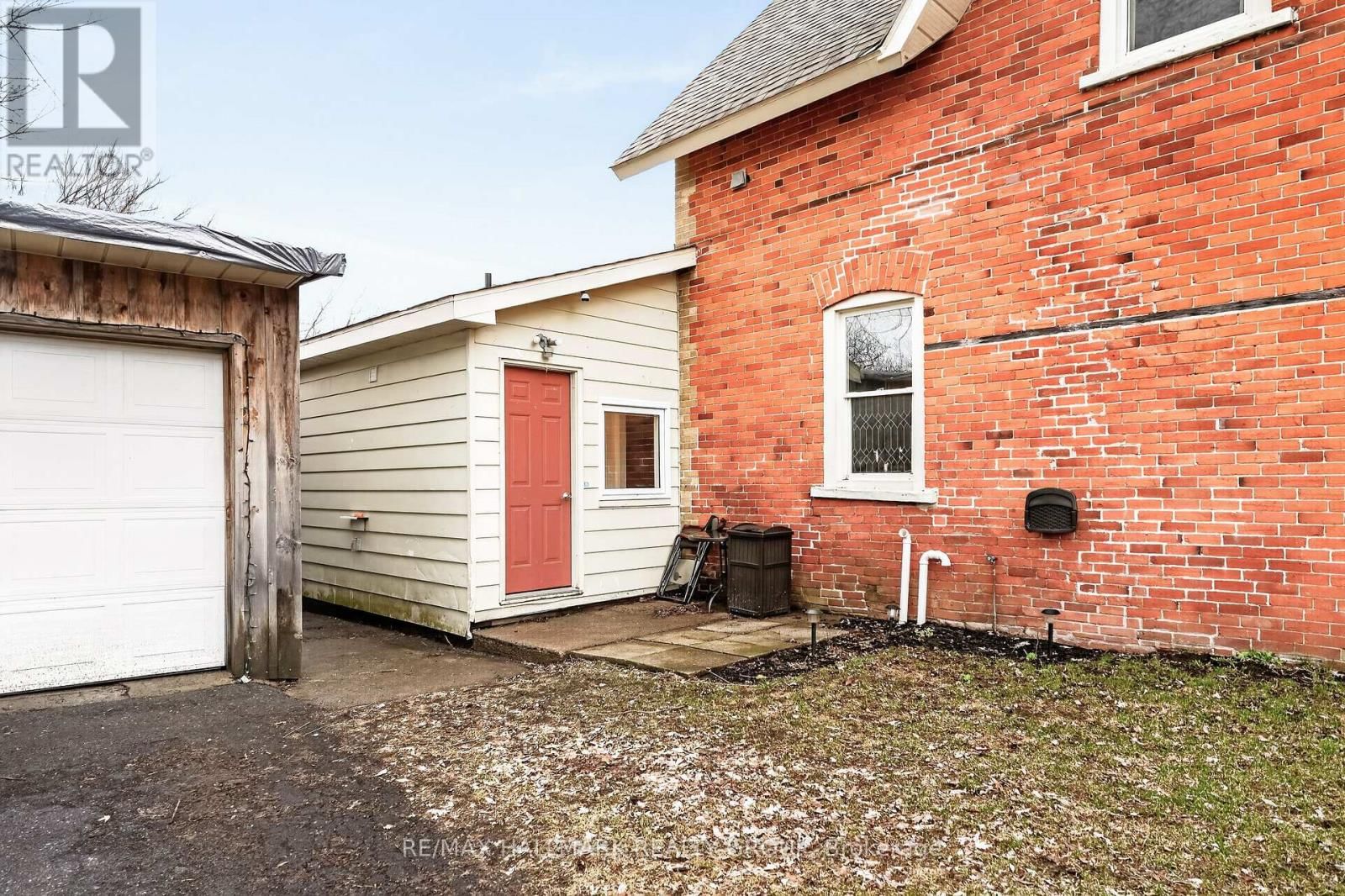 2343 CHURCH STREET Image 37