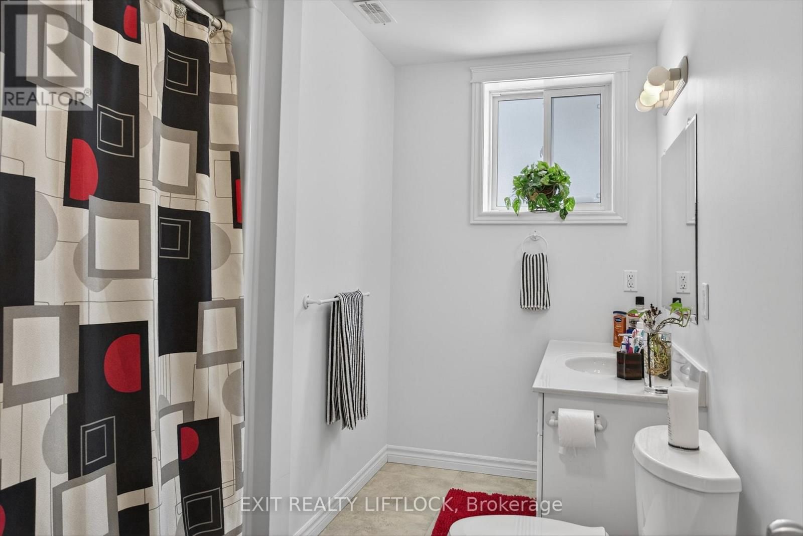 1724 GLENFOREST BOULEVARD Image 24