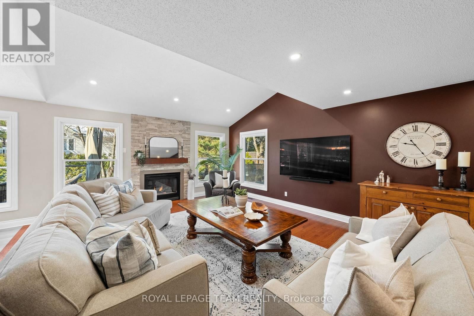 30 CRANTHAM CRESCENT Image 10