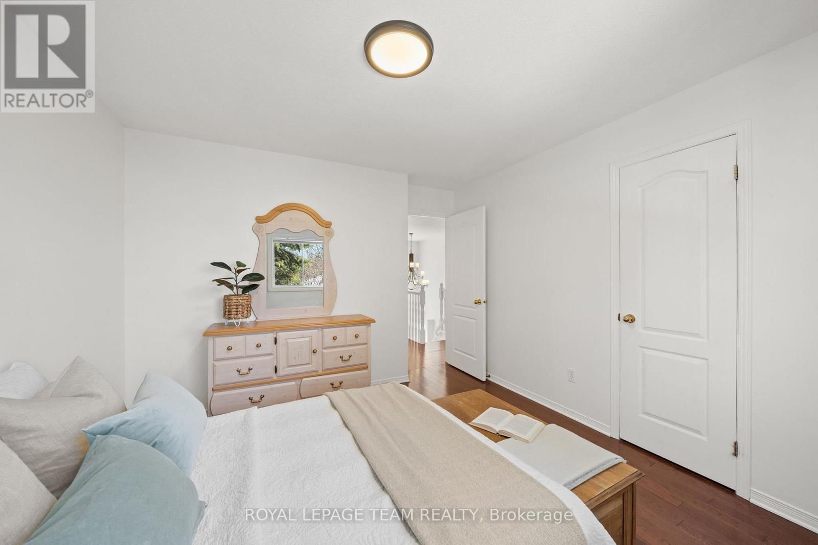 30 CRANTHAM CRESCENT Image 35