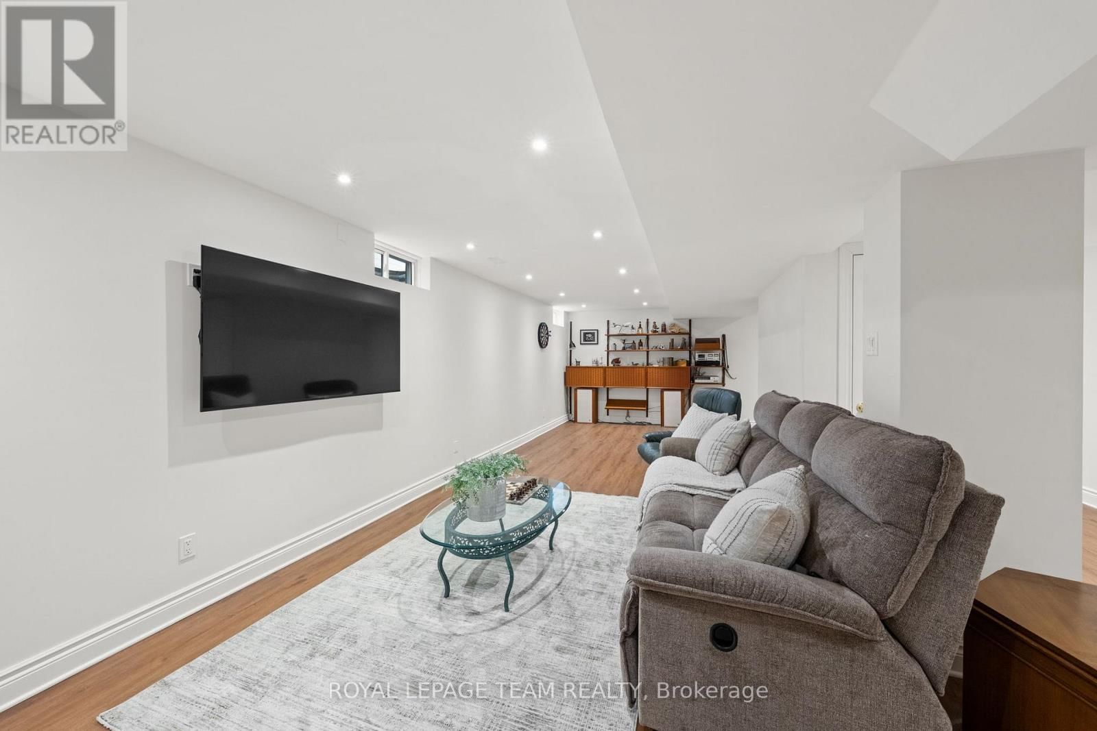 30 CRANTHAM CRESCENT Image 39