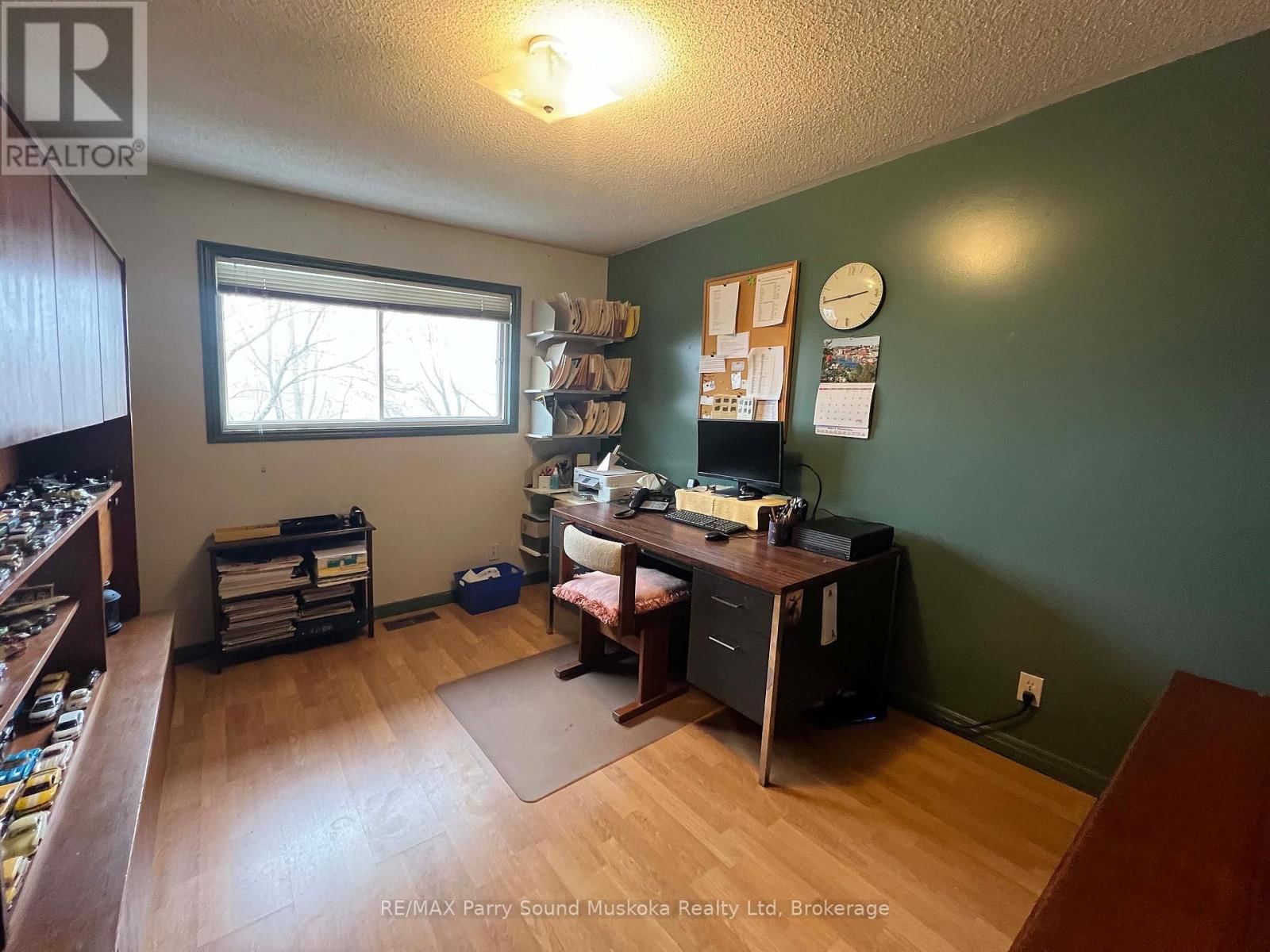 16 MACKLAIM DRIVE Image 18