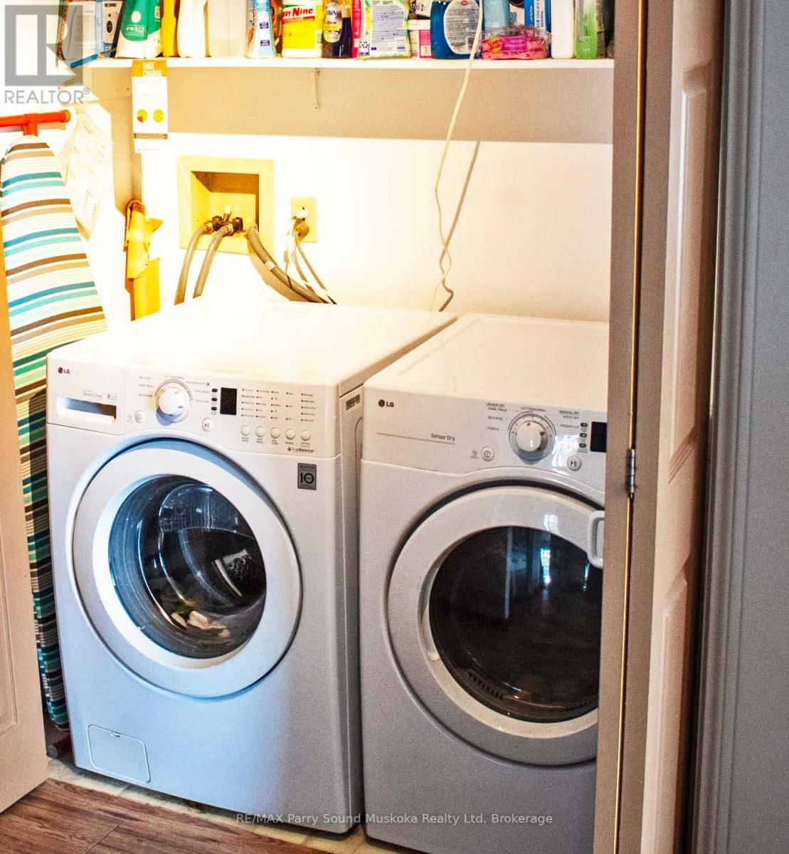 16 MACKLAIM DRIVE Image 22