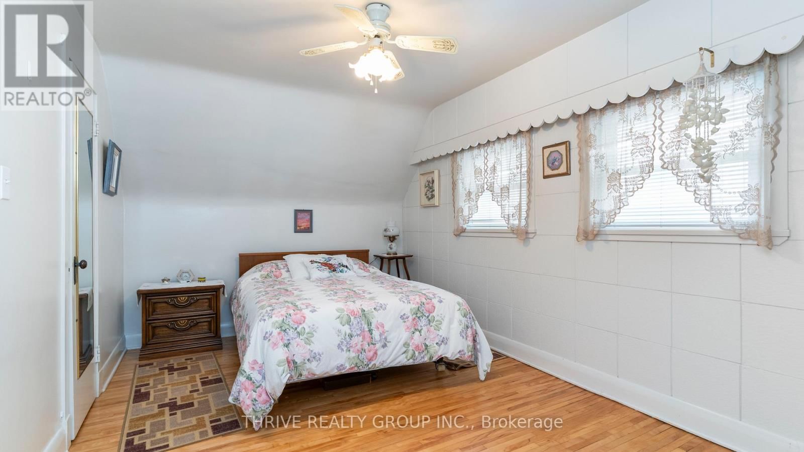 87 JACQUELINE STREET Image 17