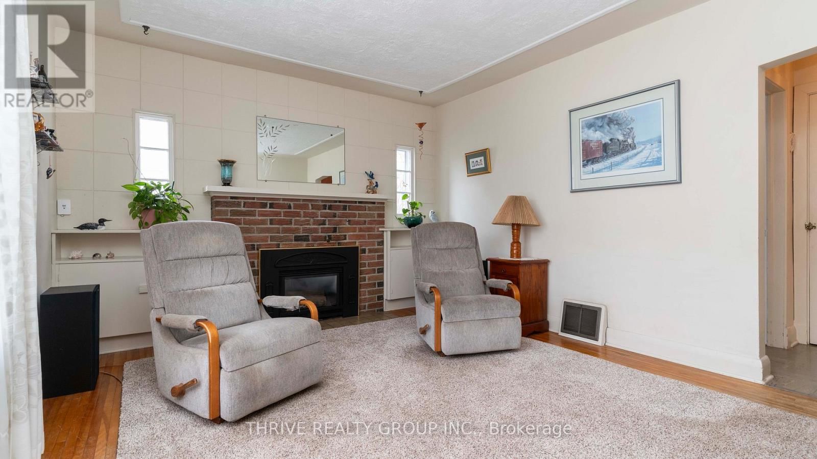 87 JACQUELINE STREET Image 4