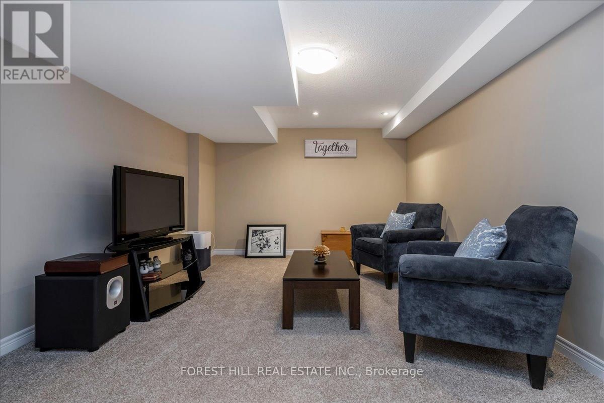 44 LINDEN AVENUE Image 23