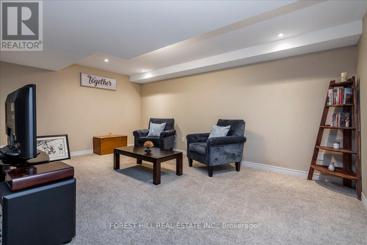 44 LINDEN AVENUE Image 24